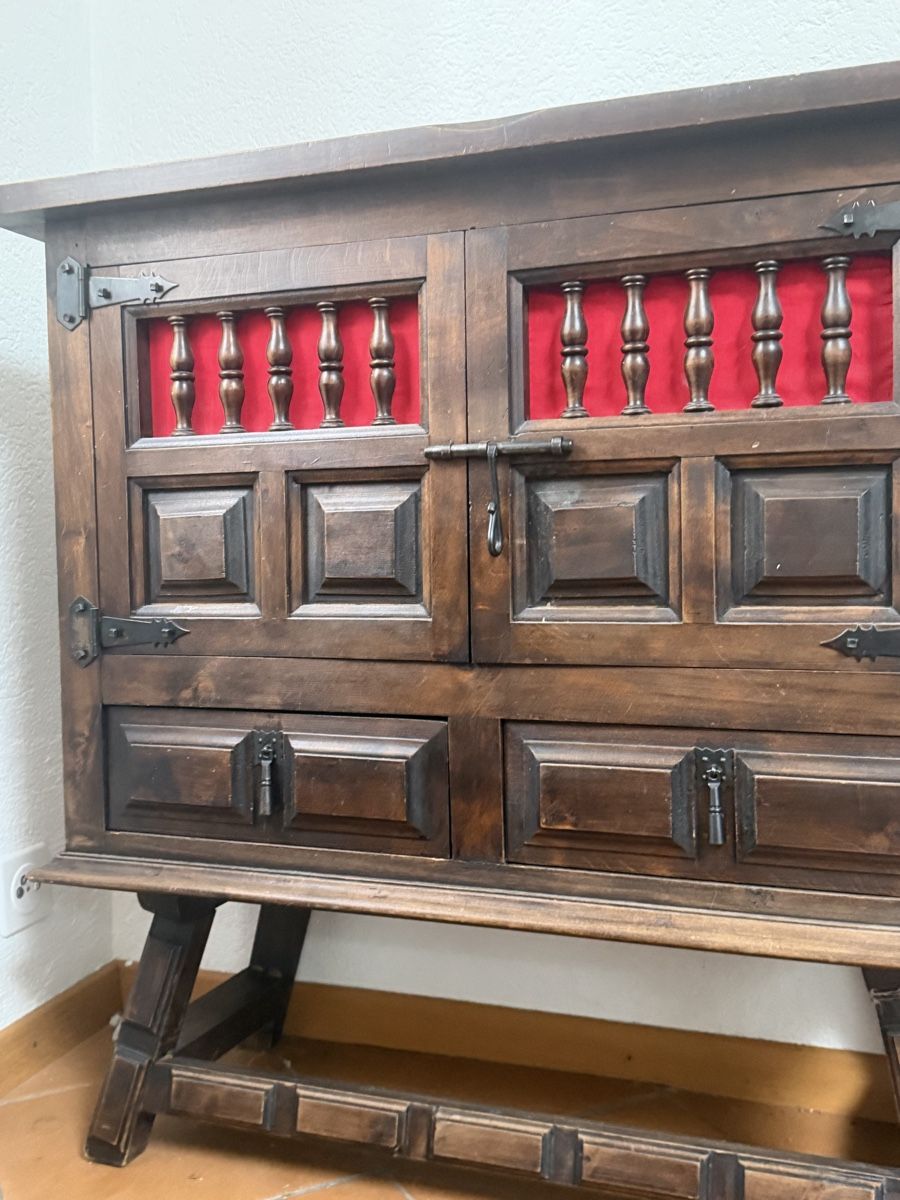 Commodes: Antike Kommode – D'occasion à Studen BE par sch_zbv9 2