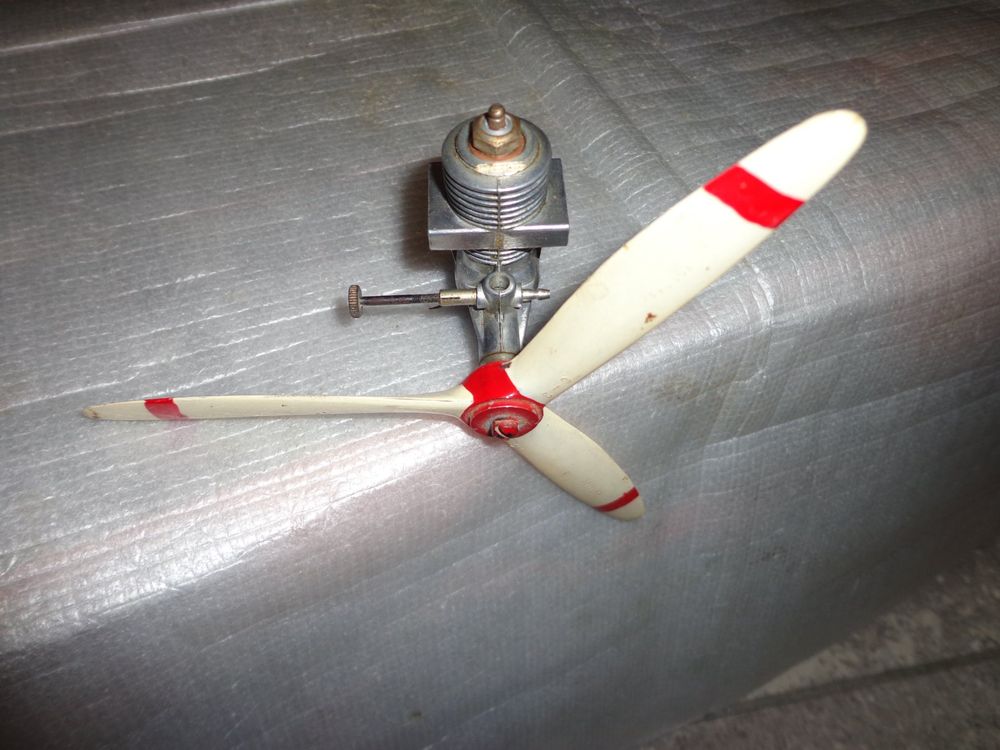 Modellmotor .049 Fury Engine, vintage, 1950's! (87) (Gebraucht) in ...