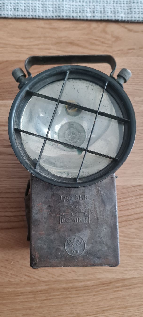 Fari: Lampe vintage "Dominit SHR", objet de collection! – Usato da lausanne venduto da boggio 1