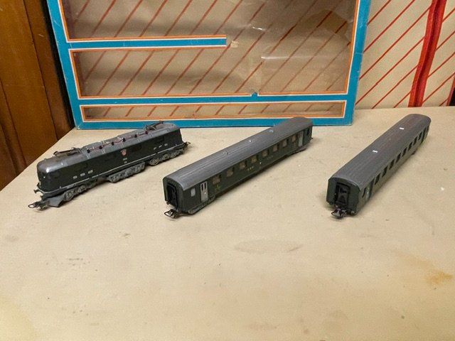 Lima Modellini di ferrovie: Startpackung der SBB Lima  Spur H0 – Usato da Rudolfstetten venduto da Rrst1968 2