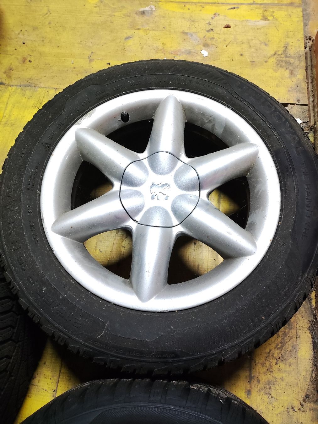 Peugeot Pneumatici & Ruote complete: Peugeot 406 Felgen – Usato da Schlatt TG venduto da Andis3 3