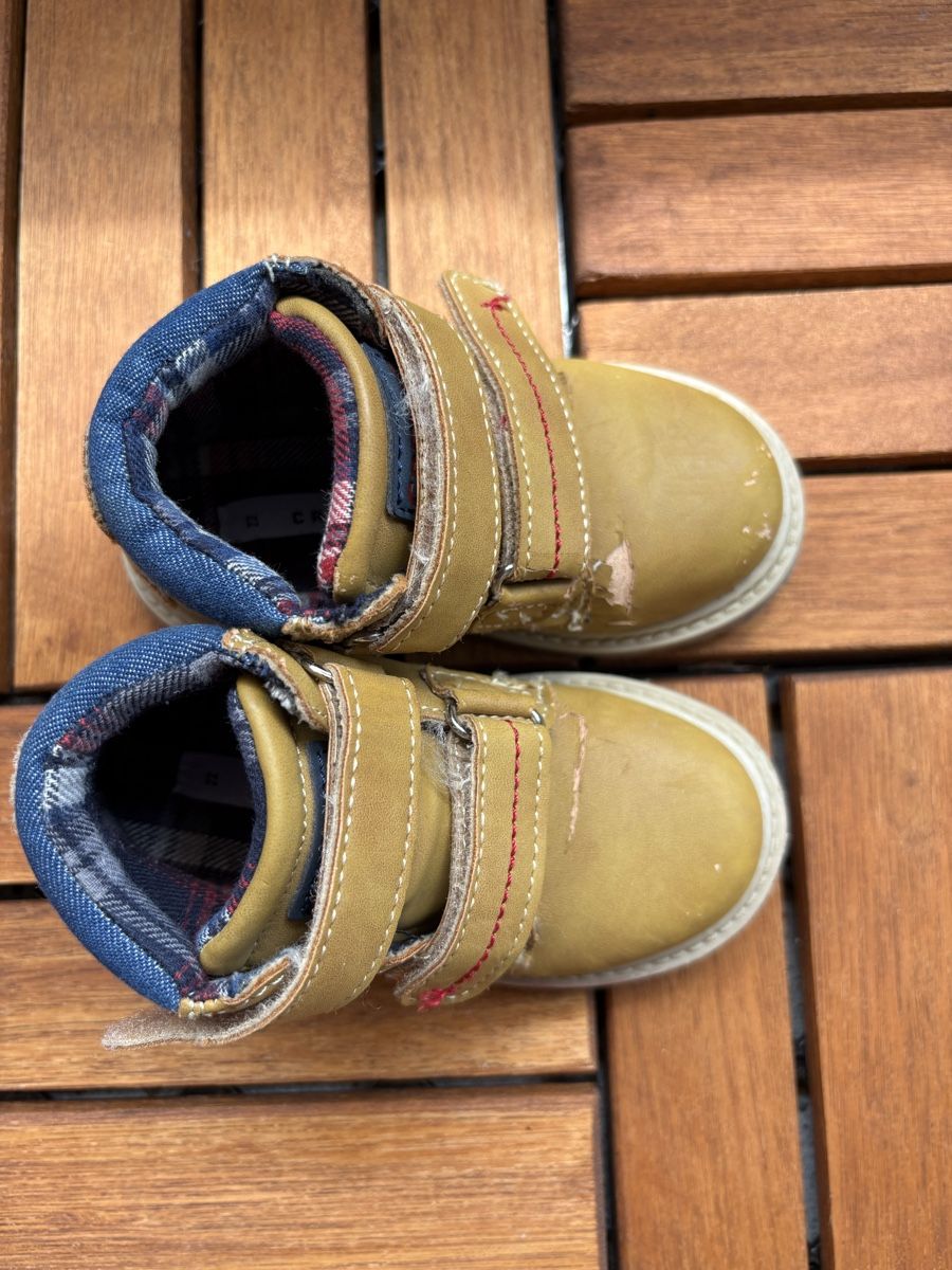 Chaussures garçon: Schuhe Gr. 22 – D'occasion à Oberhofen am Thunersee par ver_n9w9 3