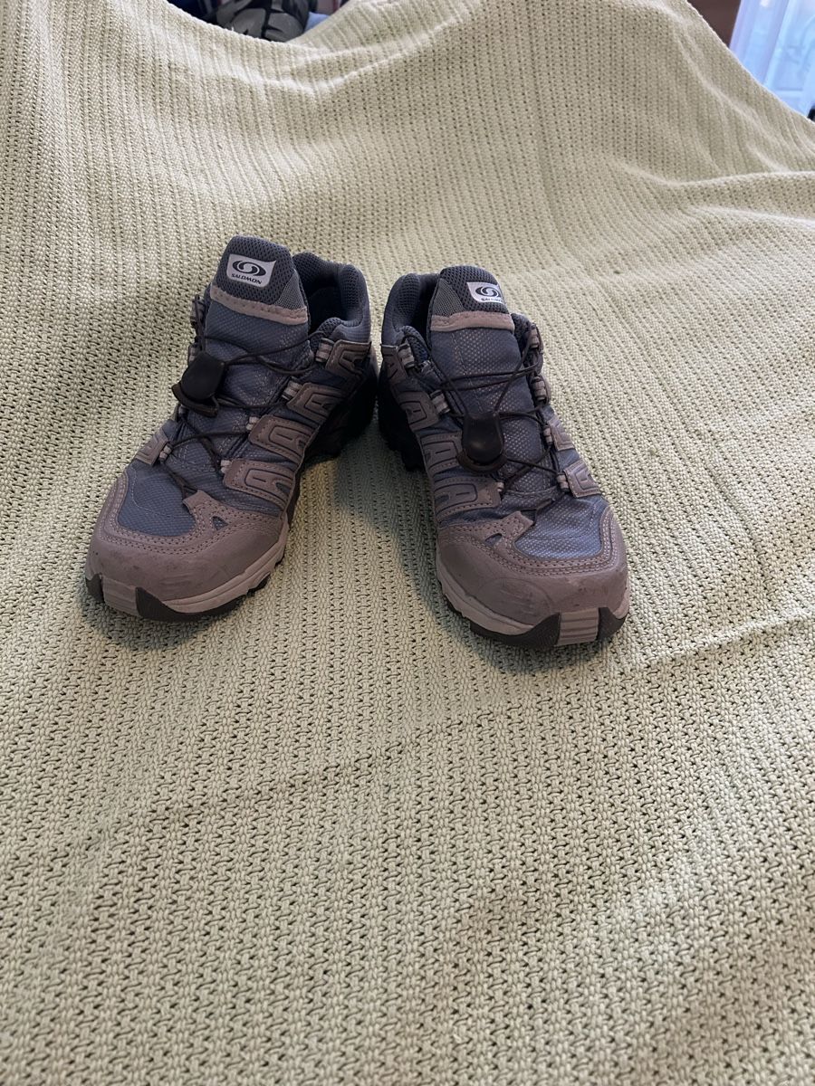 Salomon Scarpe da donna: Salomon Wanderschuhe Gore-Tex Grösse 38 EUR – Usato da Zürich venduto da LeaMilj 2