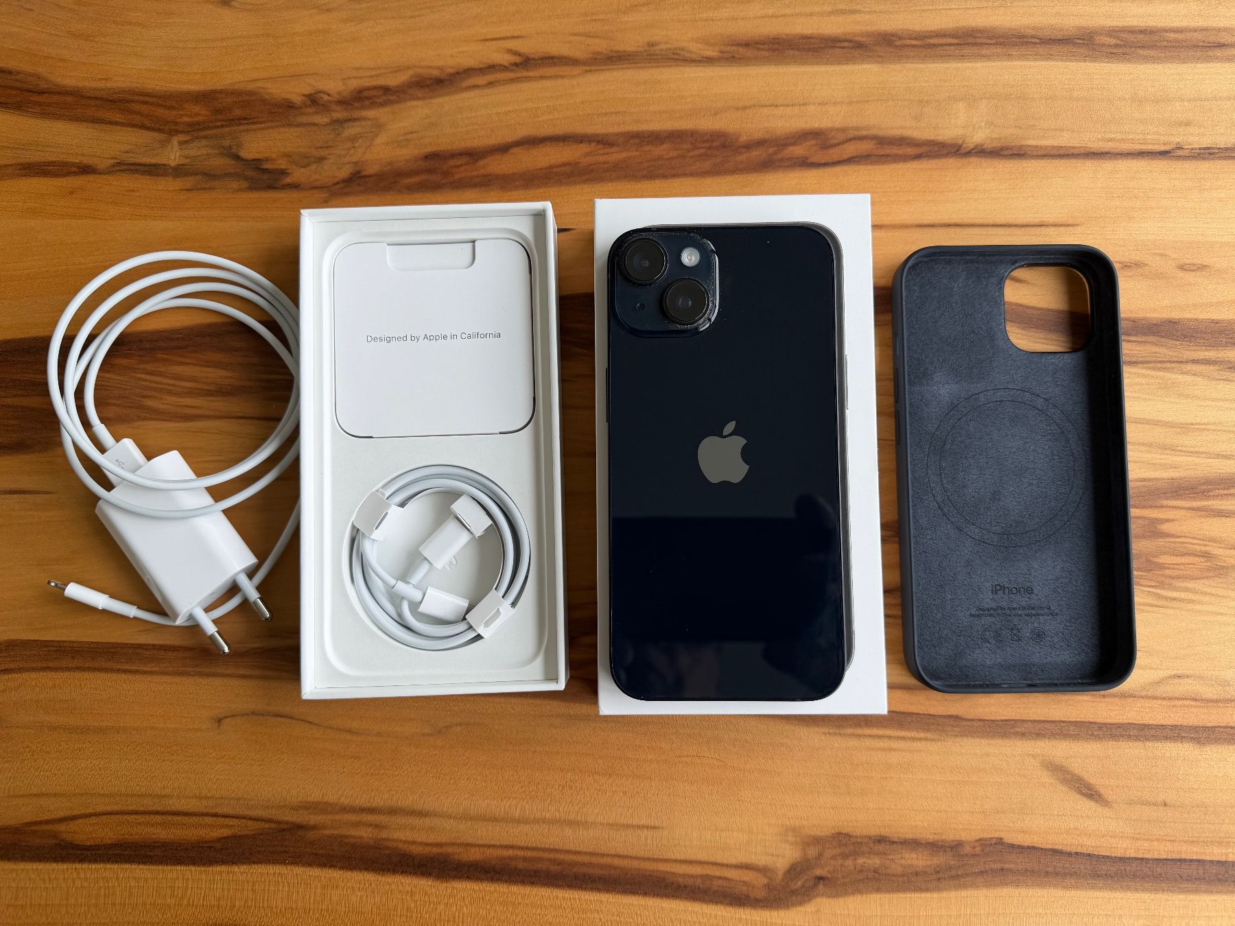 Apple Portables: iPhone 14 Midnight 128 GB schwarz – D'occasion à Liestal par KUBULI28 2