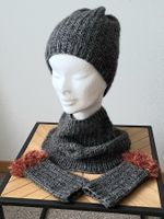 Damen-Set mit Mütze, Loop und Armstulpen