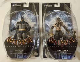 2 x Figurines Batman Arkham Asylum:  Batman + Épouvantail