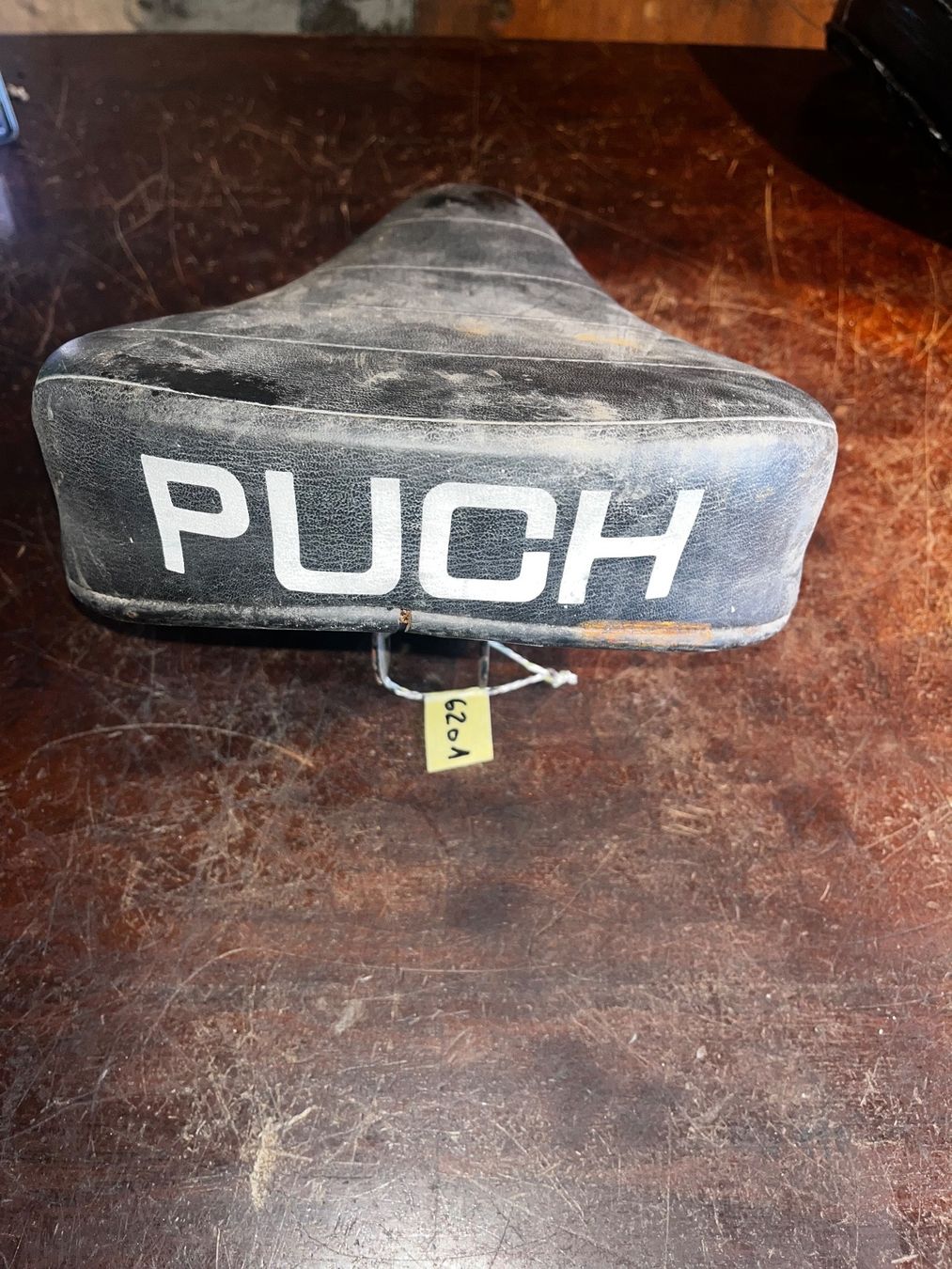 Puch Parti ricambio per ciclomotori: Puch Maxi/X30 Mofa Sattel – Difettoso da Fahrni b. Thun venduto da berger_tuning34