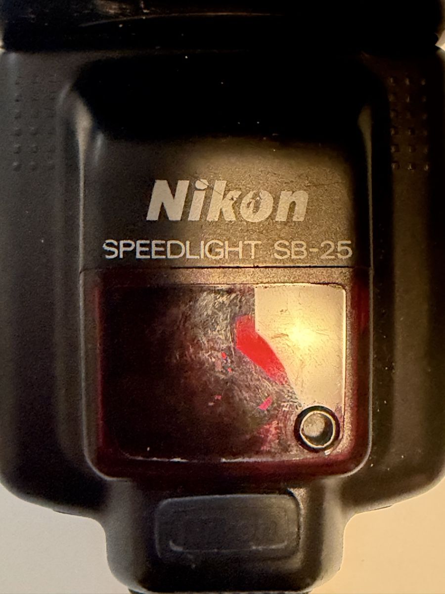 Nikon Blitze: Nikon Flash SB-25 Autofocus Speedlight – Neu (gemäss Beschreibung) aus Fribourg von ani_qj7v 1