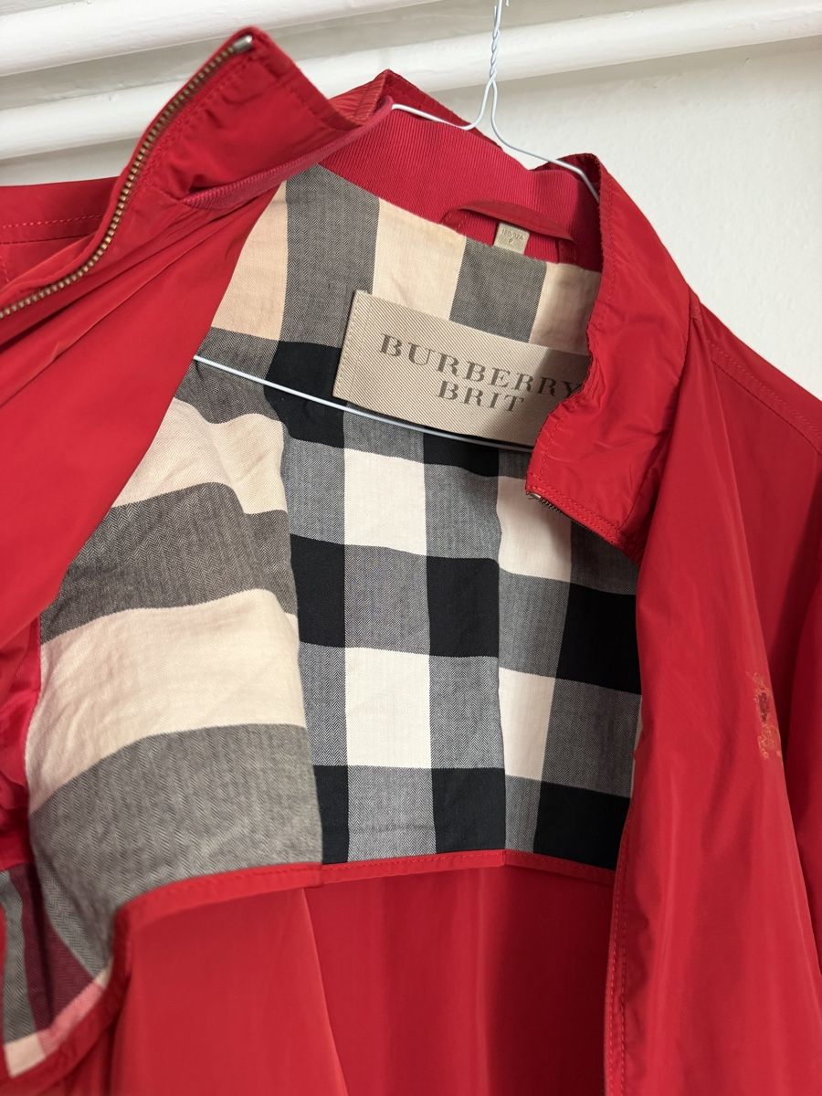 Burberry Giacche: Jacke Burberry Rot Grösse S – Usato da Zürich venduto da bec_kd7z 2