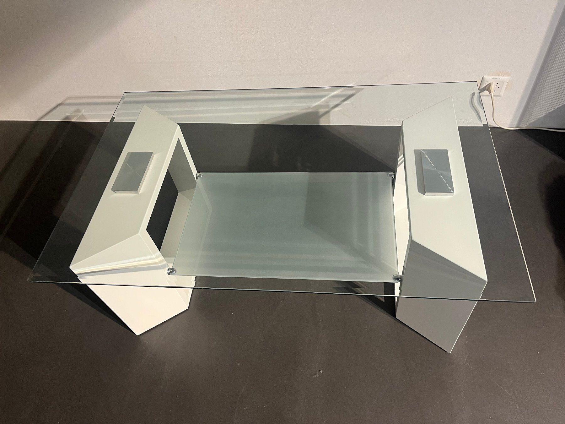 Tavoli: Couchtisch Glas 110  x 70 x 45.5 cm – Nuovo (secondo la descrizione) da Kloten venduto da bilgeri01 2