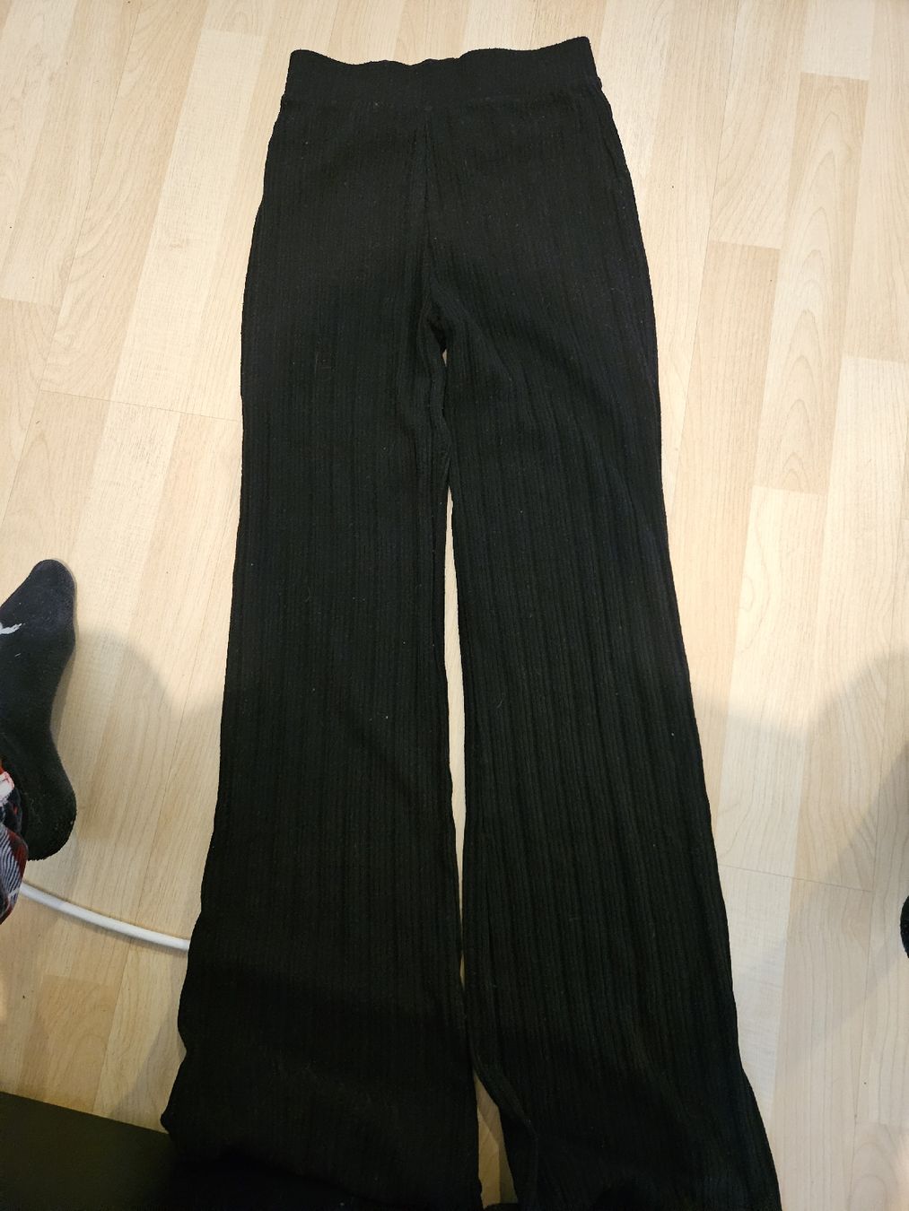 Leggings: Schwarze, gerippte Stoffhose von Ruby, Grösse XS/34 Top! – Usato da Bern venduto da nad_nyx6