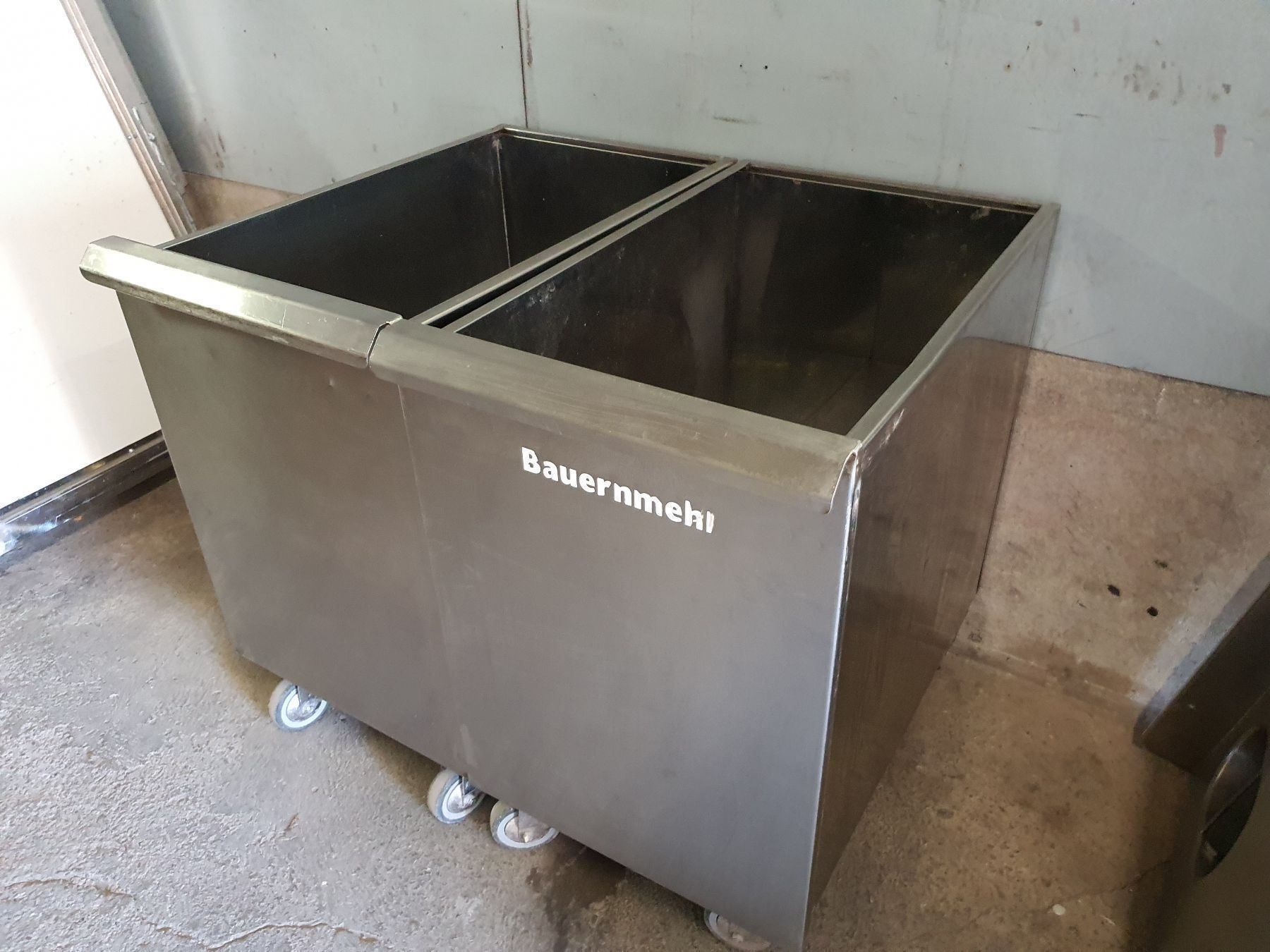 Küchengeräte: Mehl/Zuckerwagen – Gebraucht aus Wuppenau von Gastro-Wuppenau 1