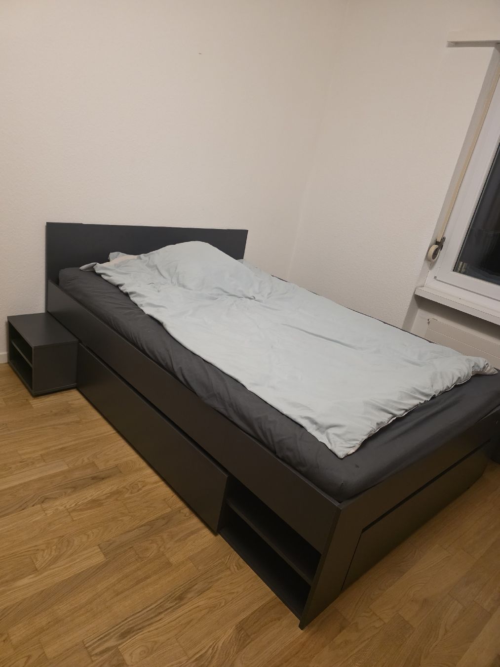 Betten: Bett Anthrazit – Gebraucht aus Schlieren von chr_8qfm 3