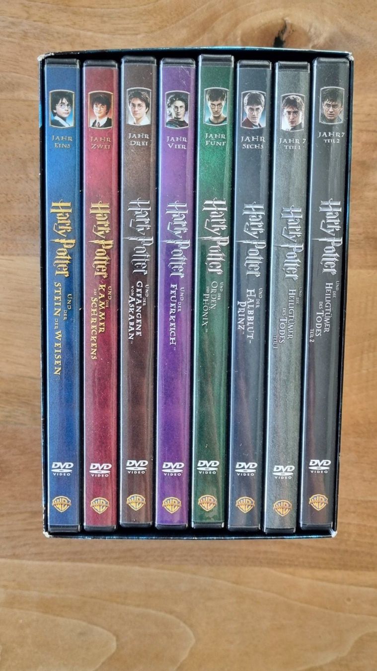 Alle DVDs: Harry Potter Complete Collection DVD set – Gebraucht aus Dättlikon von and_67qh 1