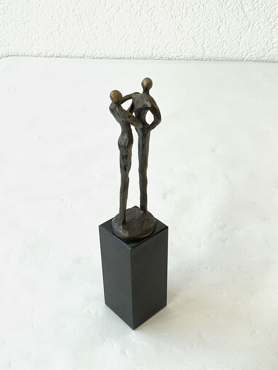 Skulpturen & Statuen: Ancienne sculpture, signé  – Gebraucht aus Malleray von Robot12 7