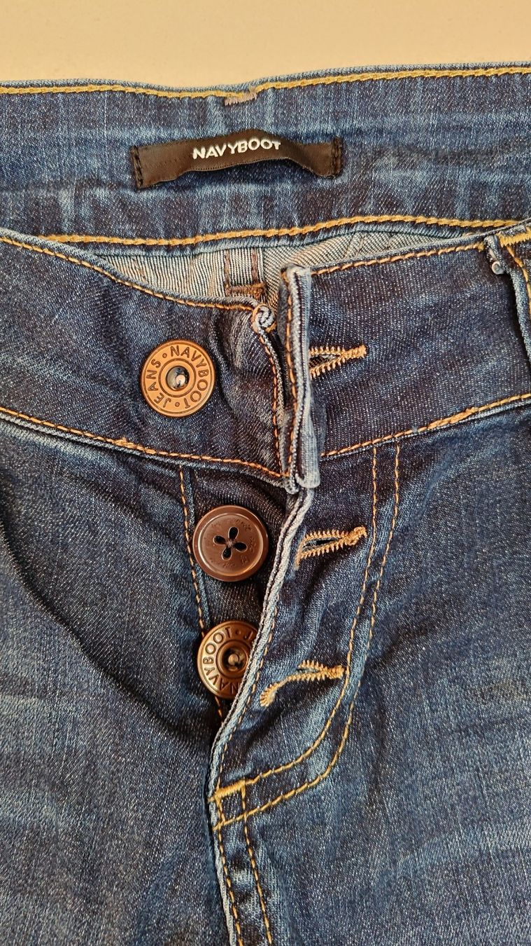 Navyboot Jeans: Jeans 38 – Usato da Oberkulm venduto da deb_wvs9 2