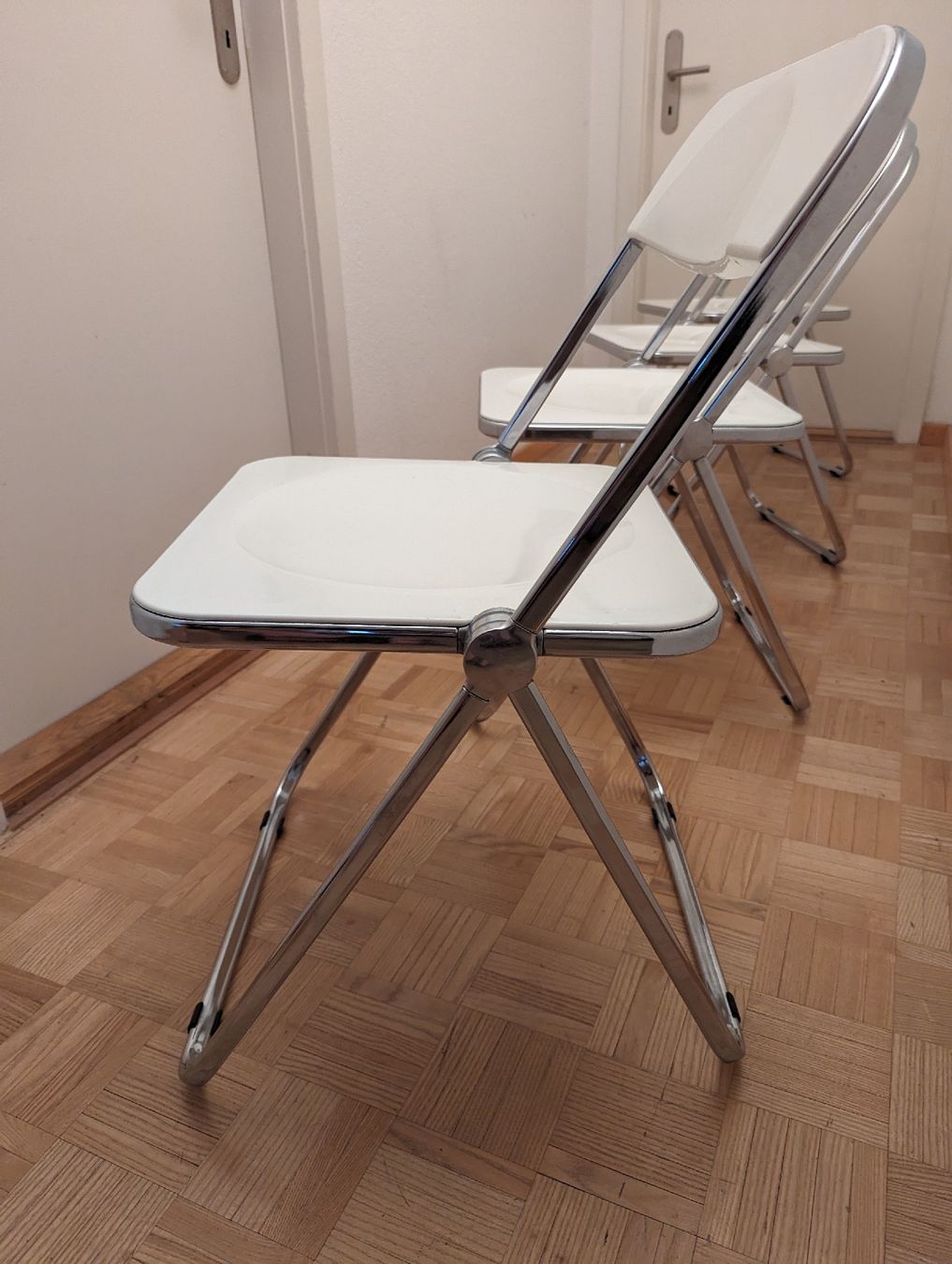 Castelli Stühle: 4 Stück plia castelli klappstuhl Weiss – Gebraucht aus Luzern von philipruth 3