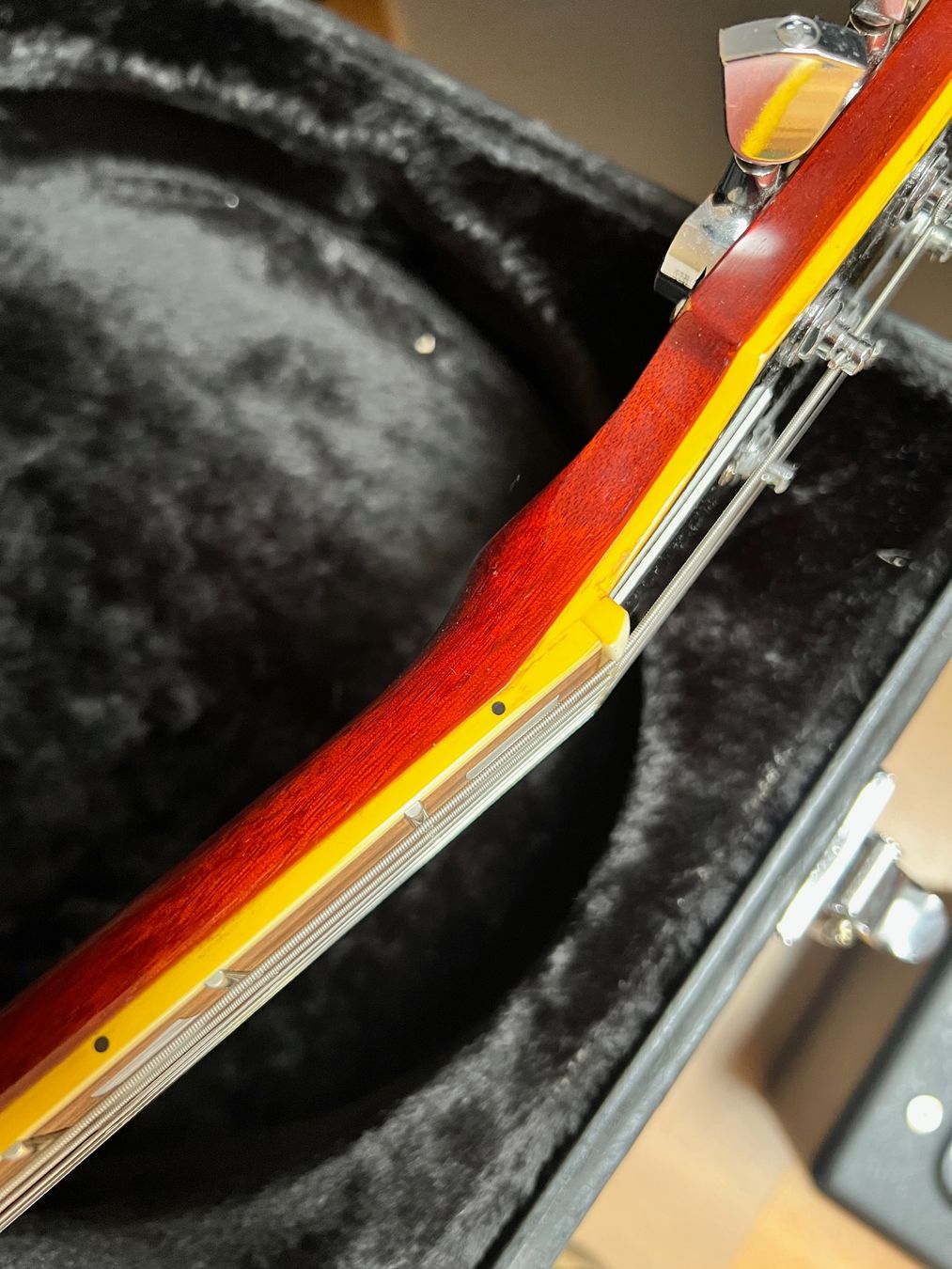Esp Strumenti musicali: ESP Eclipse Japan Distressed Cherry Sunburst | Koffer | Top – Usato da Neunkirch venduto da F1986 2