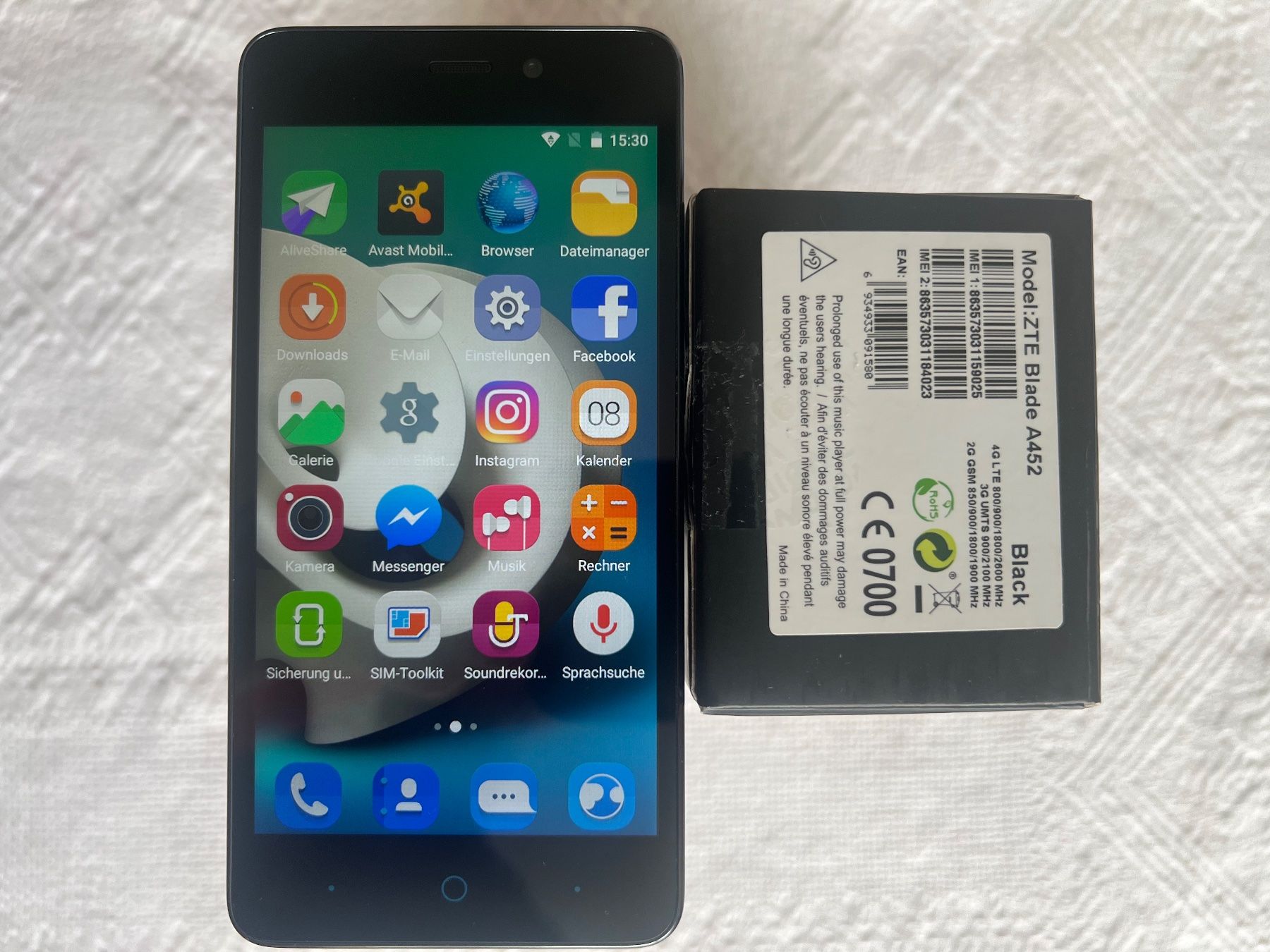 ZTE Telefoni cellulari / Smartphones: ZTE Blade A452 / Black – Usato da Zürich venduto da Mailfree 2