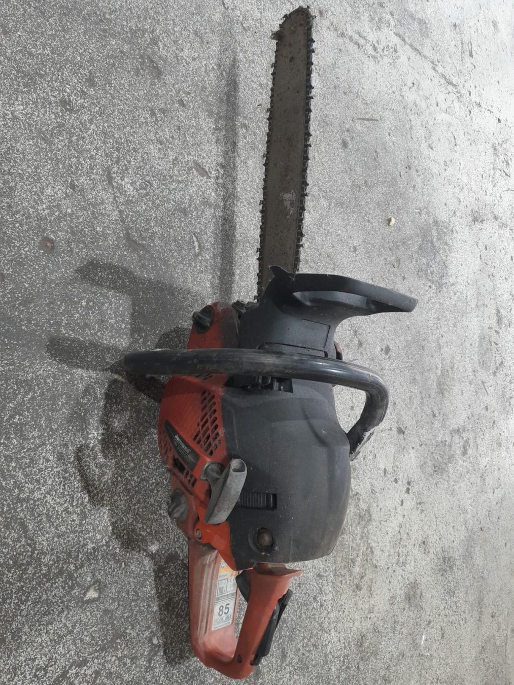 Jonsered Scies: Säge Jonsered CS 2253 defekt – Défectueux à Burgdorf par duhe62
