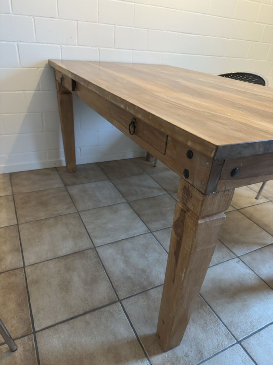 Tische: Holztisch, Echtholz, Tisch, Esszimmer, Esstisch – Gebraucht aus Hunzenschwil von Krempel_Deluxe 4