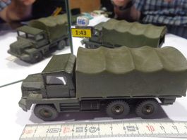 Berliet Cazelle   1:43 (ohne Box) Dinky No.824 FR  > (H5)