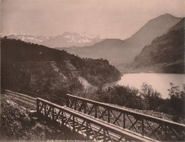 Fotografie antik  Brünigbahn und Lungernsee zur Urzeit!