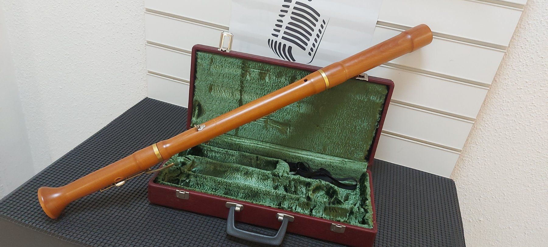 Musikinstrumente: Moeck Bass Blockflöte inkl.koffer – Gebraucht aus Glattbrugg von Swissmusik 2