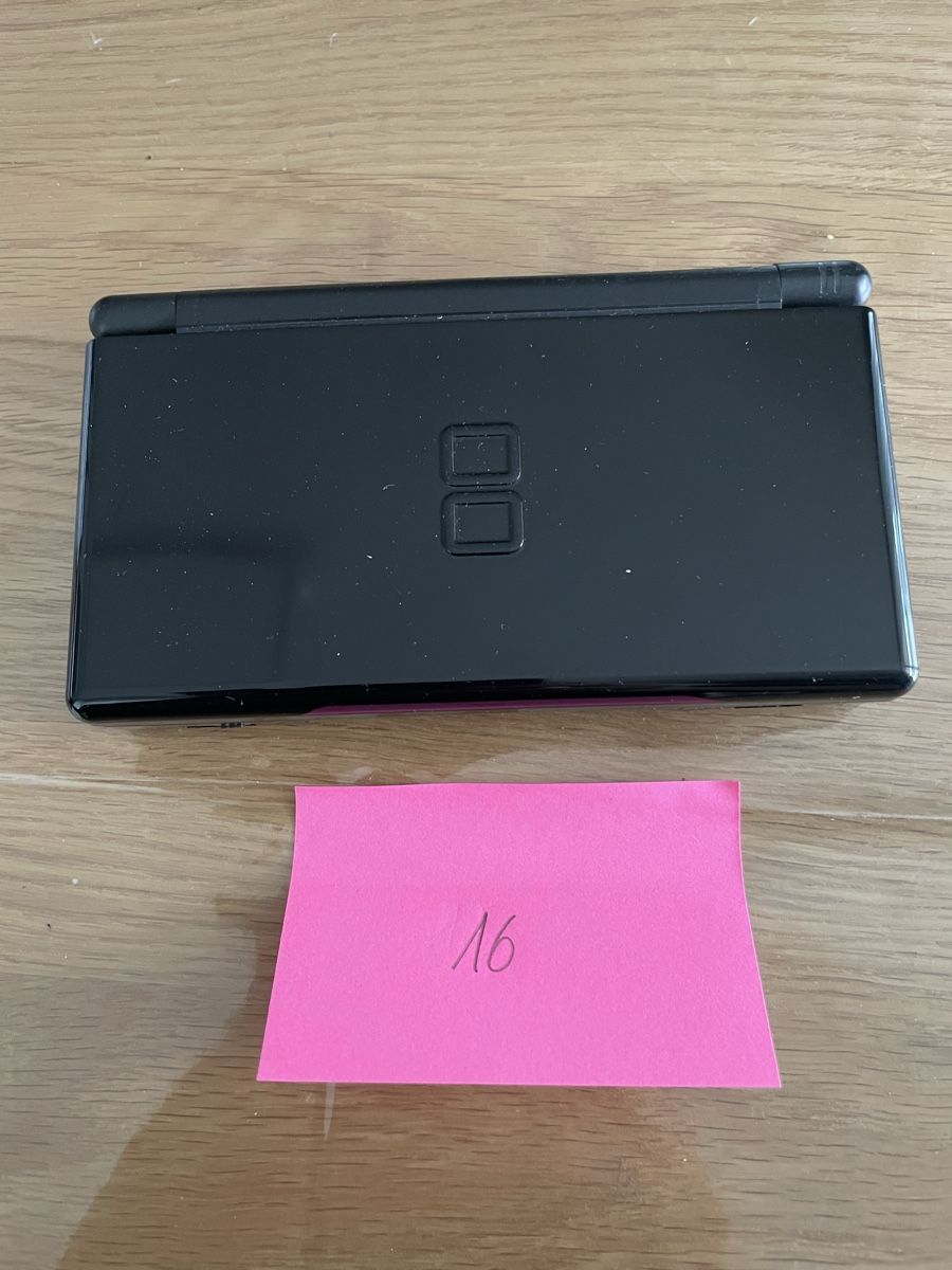Nintendo Konsolen: Nintendo DS Lite schwarz  – Gebraucht aus Bazenheid von Toni0141