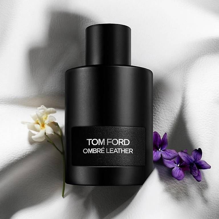 Profumi & Eau de Toilette: Tom Ford Ombré Leather Parfum 100ml  – Usato da Steffisburg venduto da en1sz21 3