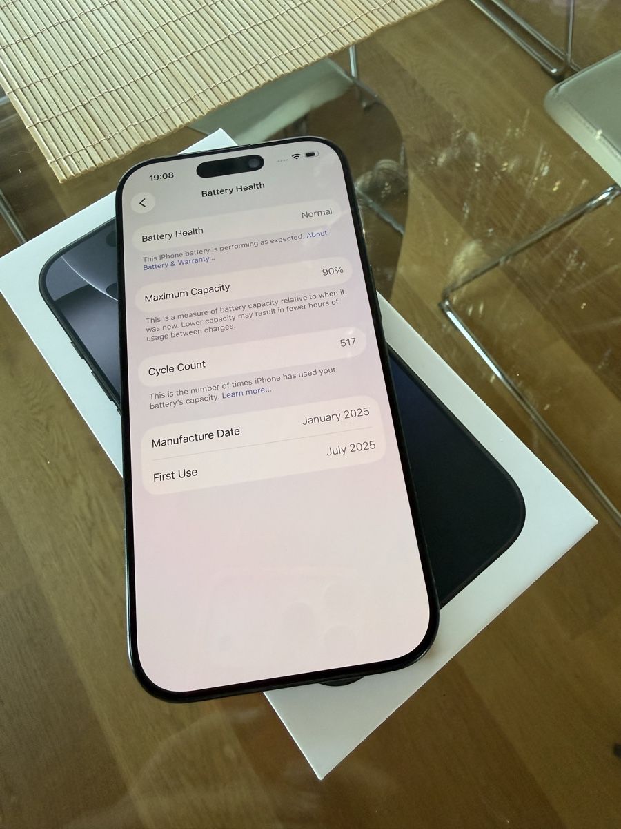 Apple Portables: iPhone 16 pro 128GB – D'occasion à Zürich par Yoni_to 1