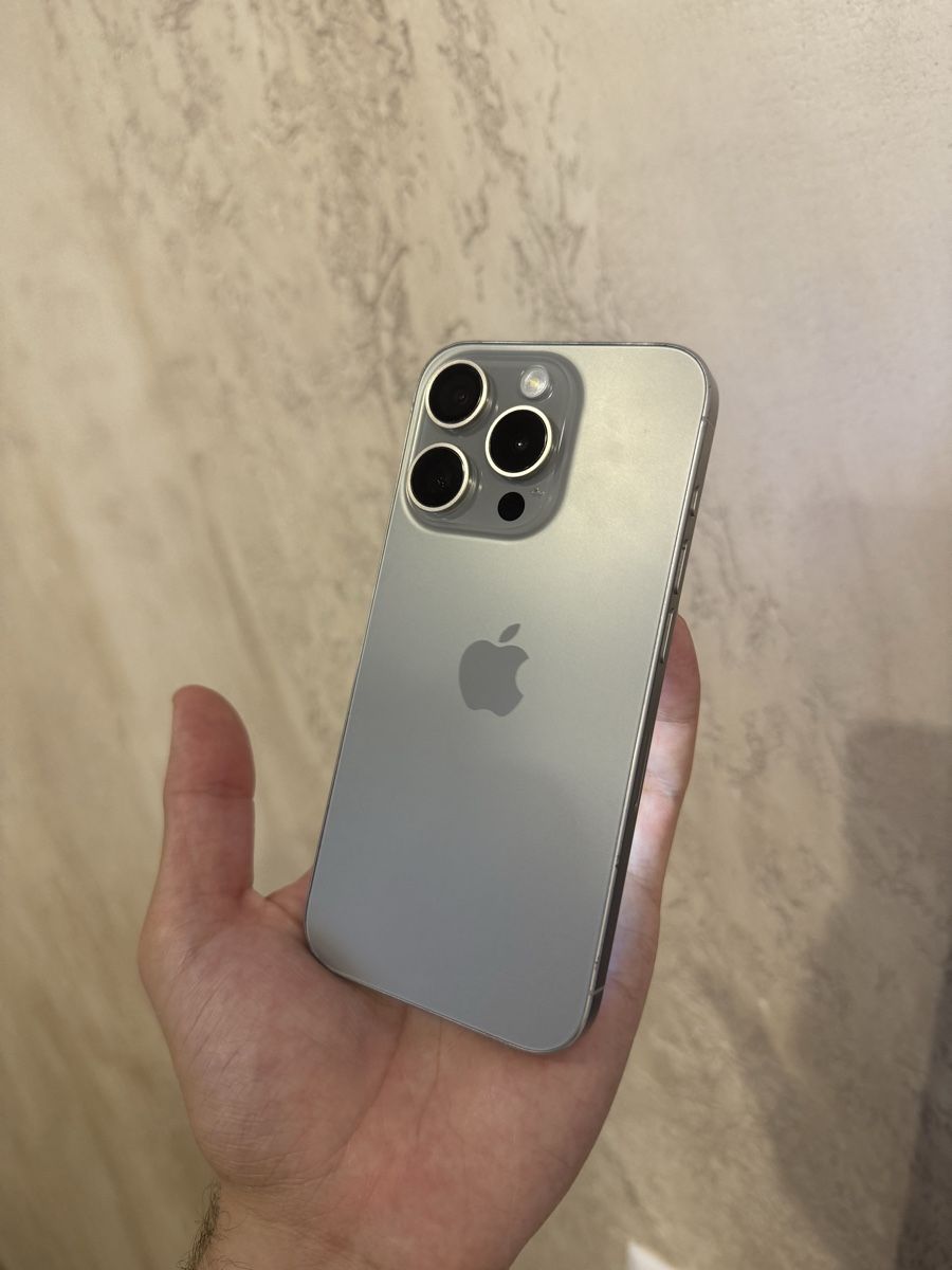 Apple Telefoni cellulari / Smartphones: Iphone 15 pro 128 gb battery 100% – Usato da Chippis venduto da mig_8ns6