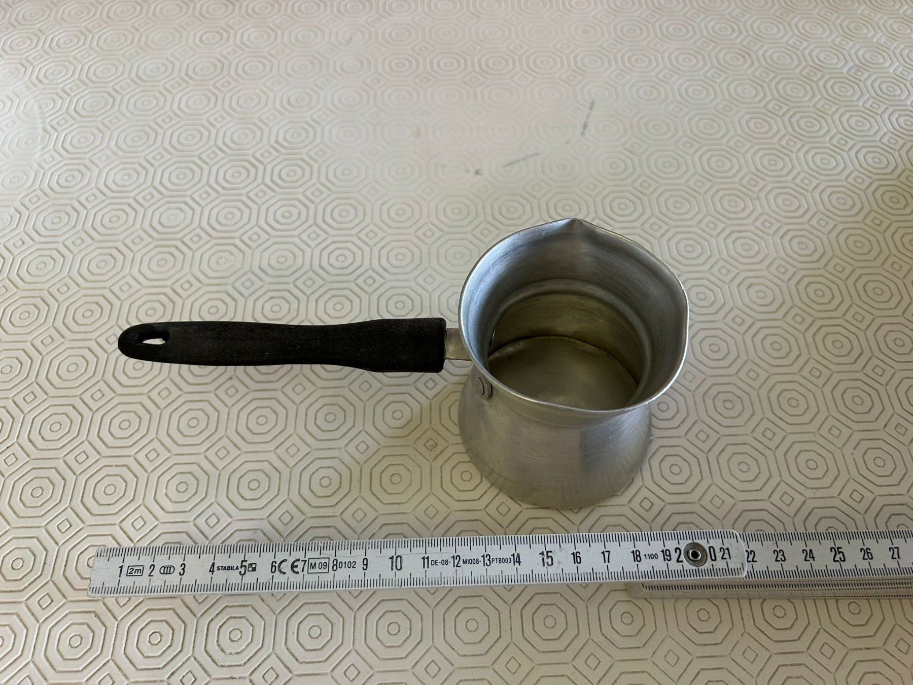 Pentole: Pentolino di metallo con manico – Usato da Melano venduto da H-Sara 2