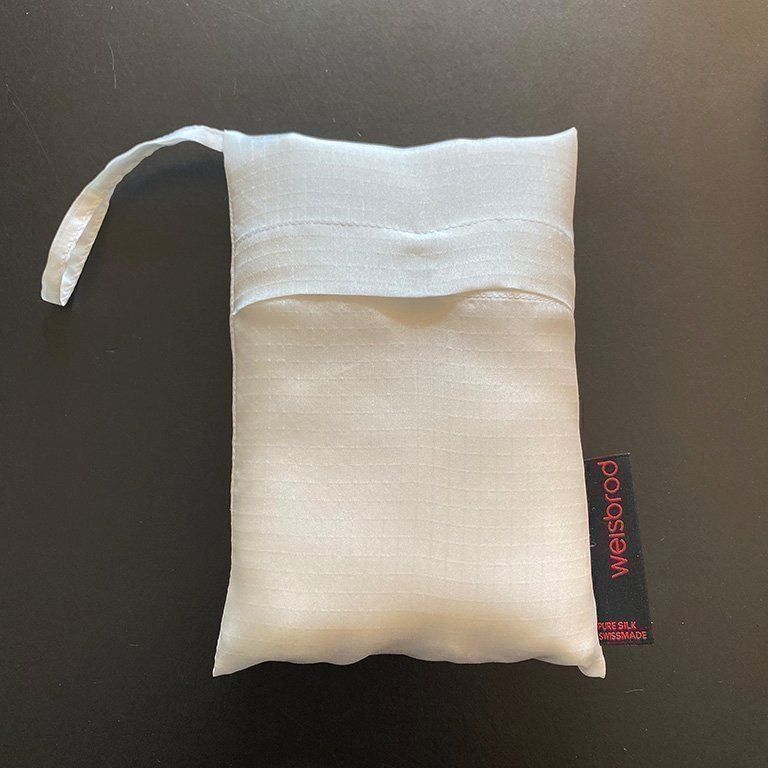 Sacchi a pelo: Swissmade Schlafsack Bio-Seide 90x250cm – Nuovo e nell'imballaggio originale da Hausen am Albis venduto da weisbrod_zuerrer