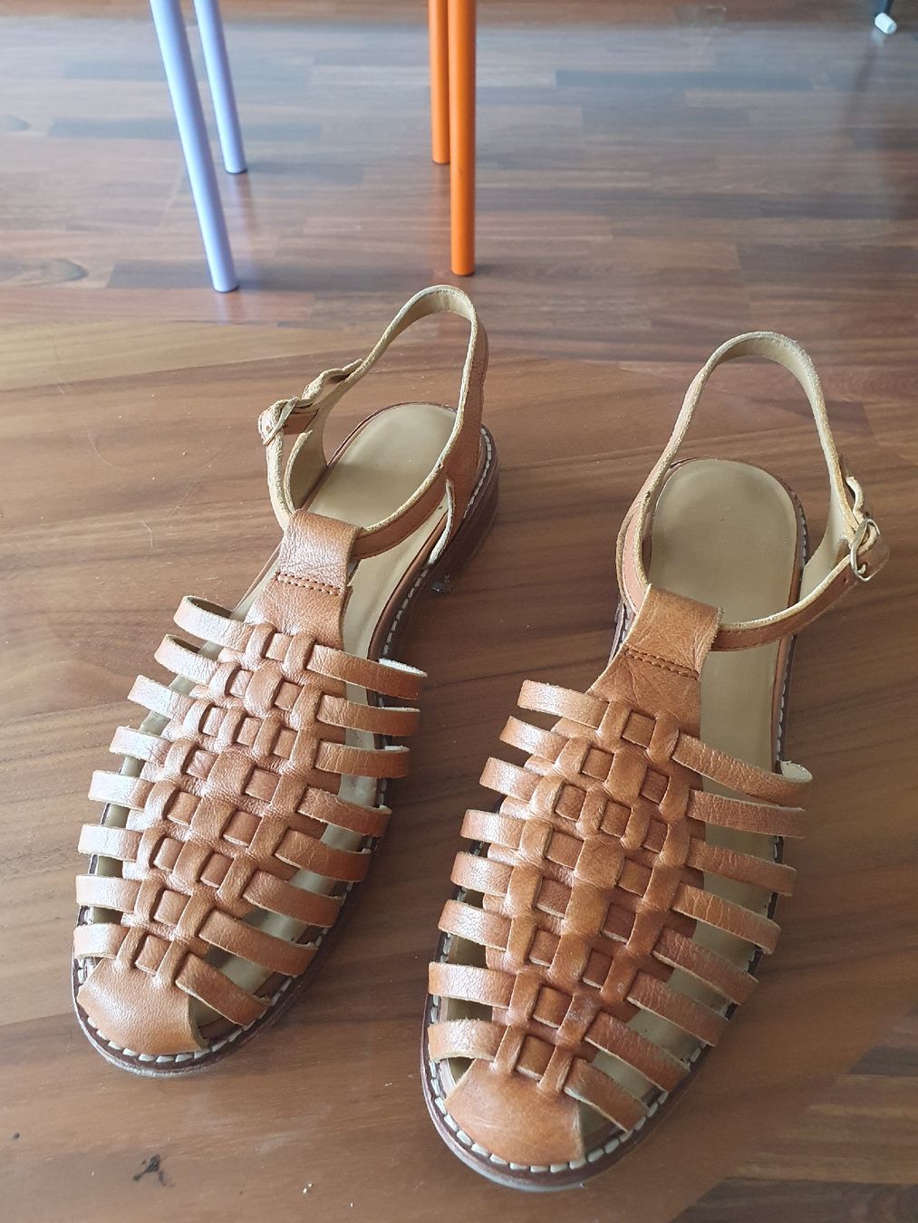 Chaussures femmes: Sandals Bocage woven leather brown size 40  – D'occasion à Zürich par nit_7c9k