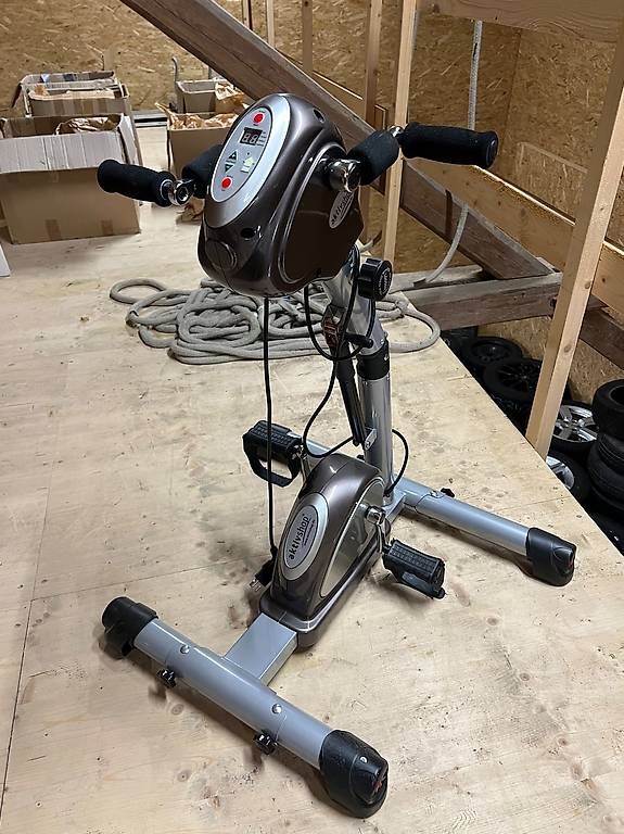 Hometrainer: Bein- und Armtrainer – Usato da Maschwanden venduto da nur_7pkj 1
