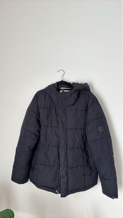 Veste matelassée noir, capuche