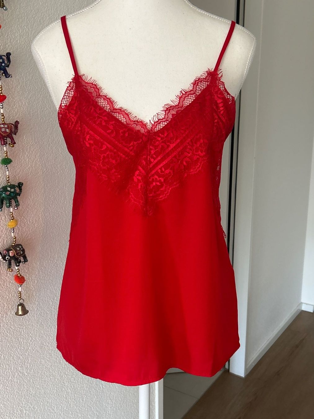 Vero Moda Top: Top mit Spitze rot von Vero Moda Gr. XS – Usato da Brunnen venduto da Nala2929 3