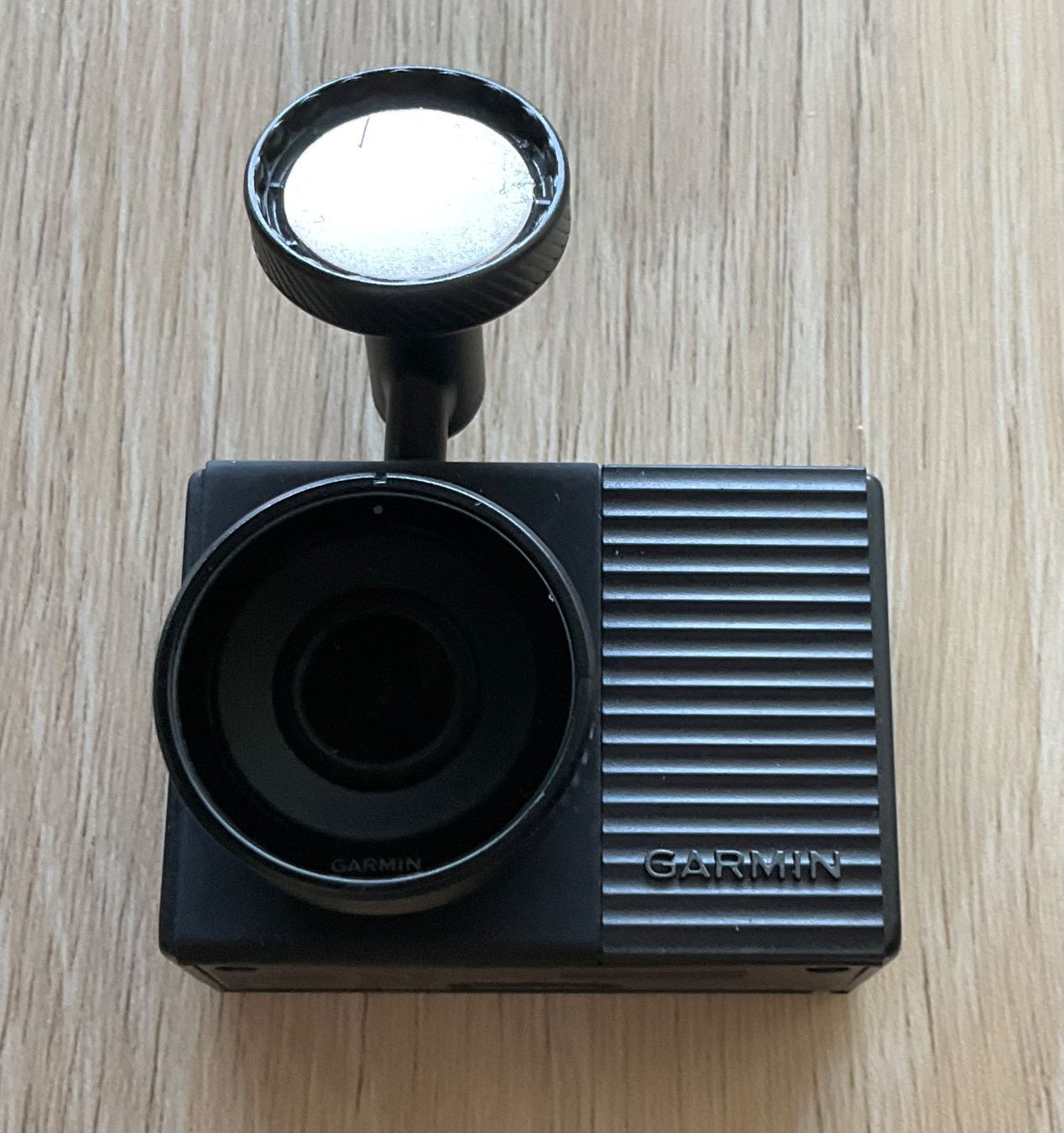 Garmin Videocamere: GARMIN DASHCAM 56, Sandisk ExtremePro 64GB, Polarized Filter – Usato da Bex venduto da jqu_fnk6 1