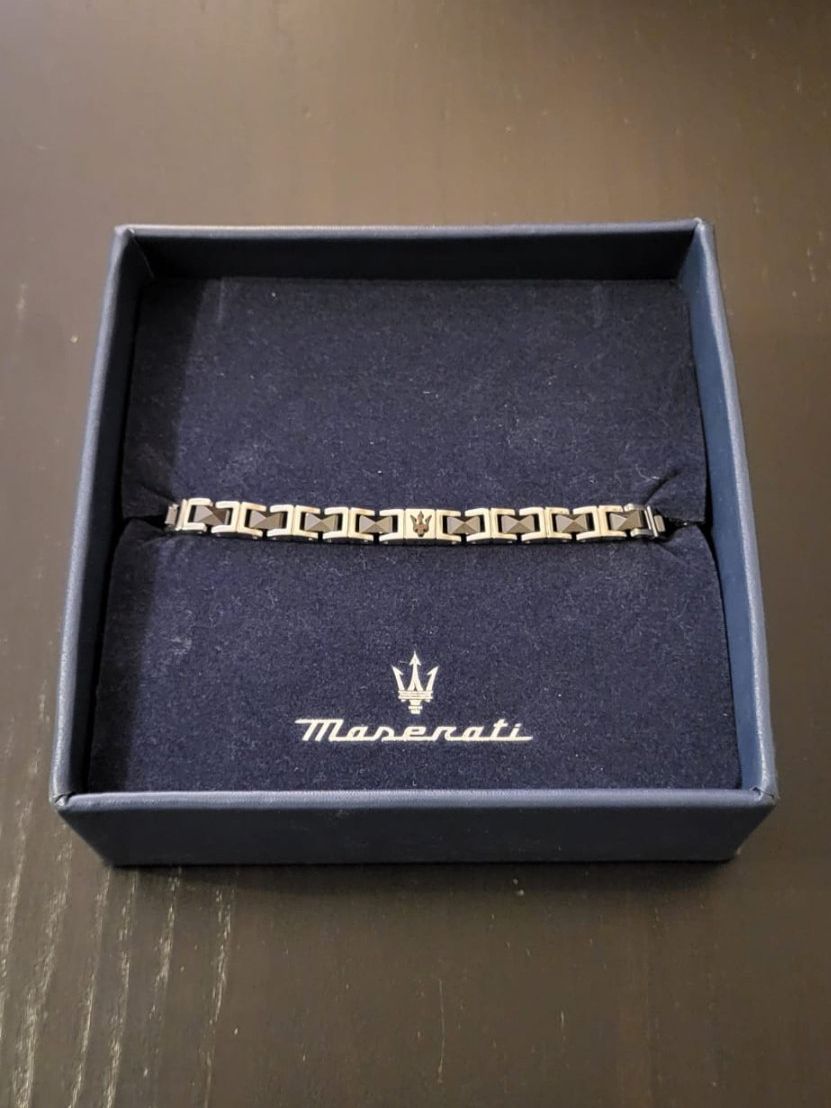 Bracciali & Braccialetti: Bracelet Maserati – Nuovo e nell'imballaggio originale da Genève venduto da Naheu