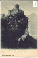 Schloss Ortenstein mit Piz Beverin