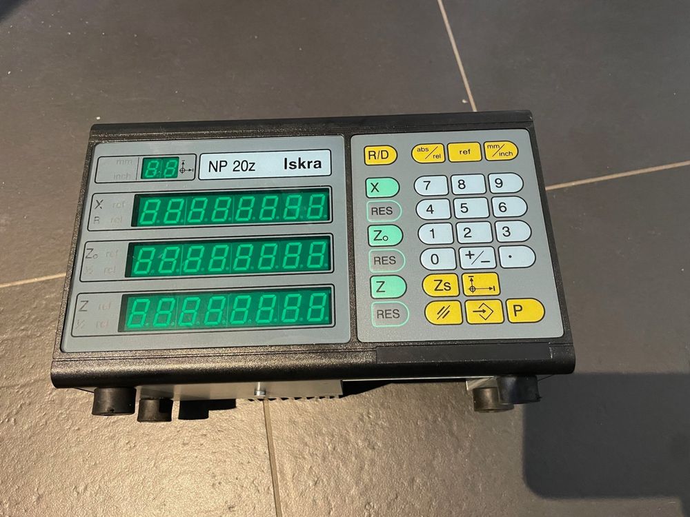 3 - Achsen - Digitalanzeige Iskra NP - 20 T V | Kaufen auf Ricardo