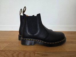Neue Dr. Martens Chelsea Boots, schwarz, Grösse 38
