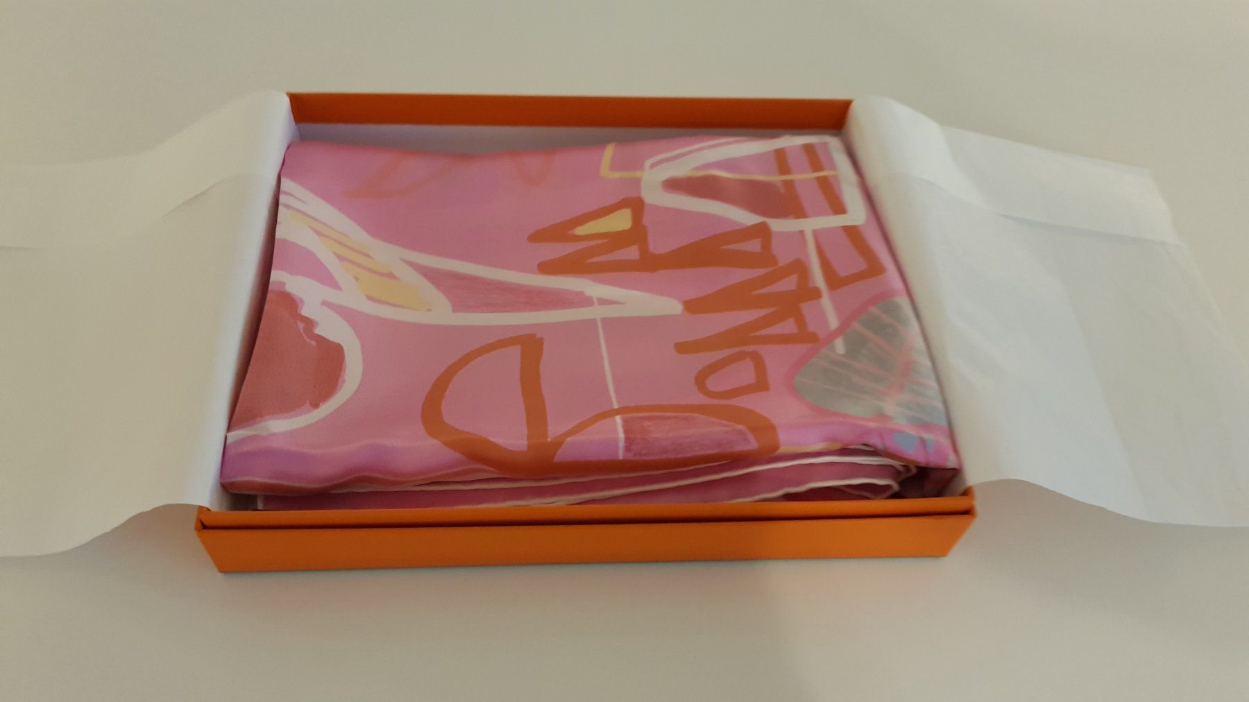 Hermès Foulard & Sciarpe: Rare Hermès scarf 140cm – Nuovo (secondo la descrizione) da Zug venduto da LindaManga 5