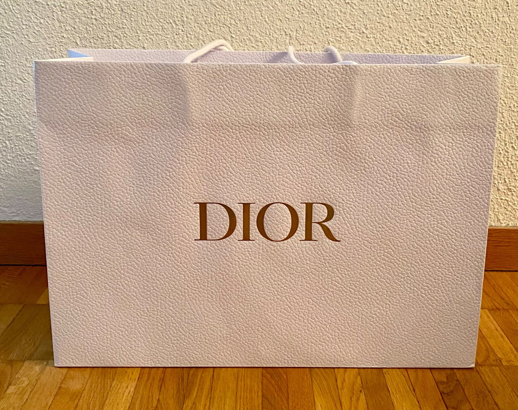 Sonstiger Schmuck: 3 Tüten von Dior, Chanel, Cartier – Neu (gemäss Beschreibung) aus Zürich von Maria2021 1