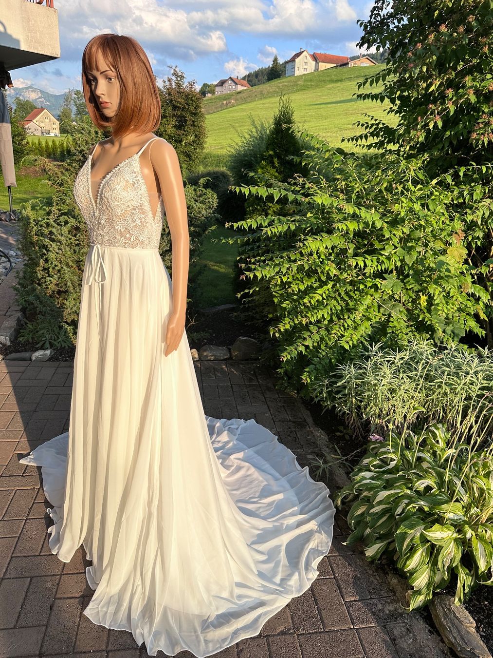 Kleider: Brautkleid S – Neu und originalverpackt aus Appenzell von mir_rqn6 3