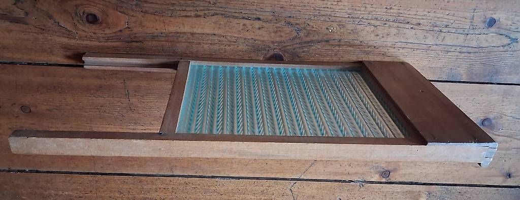 Tutti gli attrezzi: Antikes britisches Glas - Waschbrett  – Usato da Sigriswil venduto da 11p_9psj 4