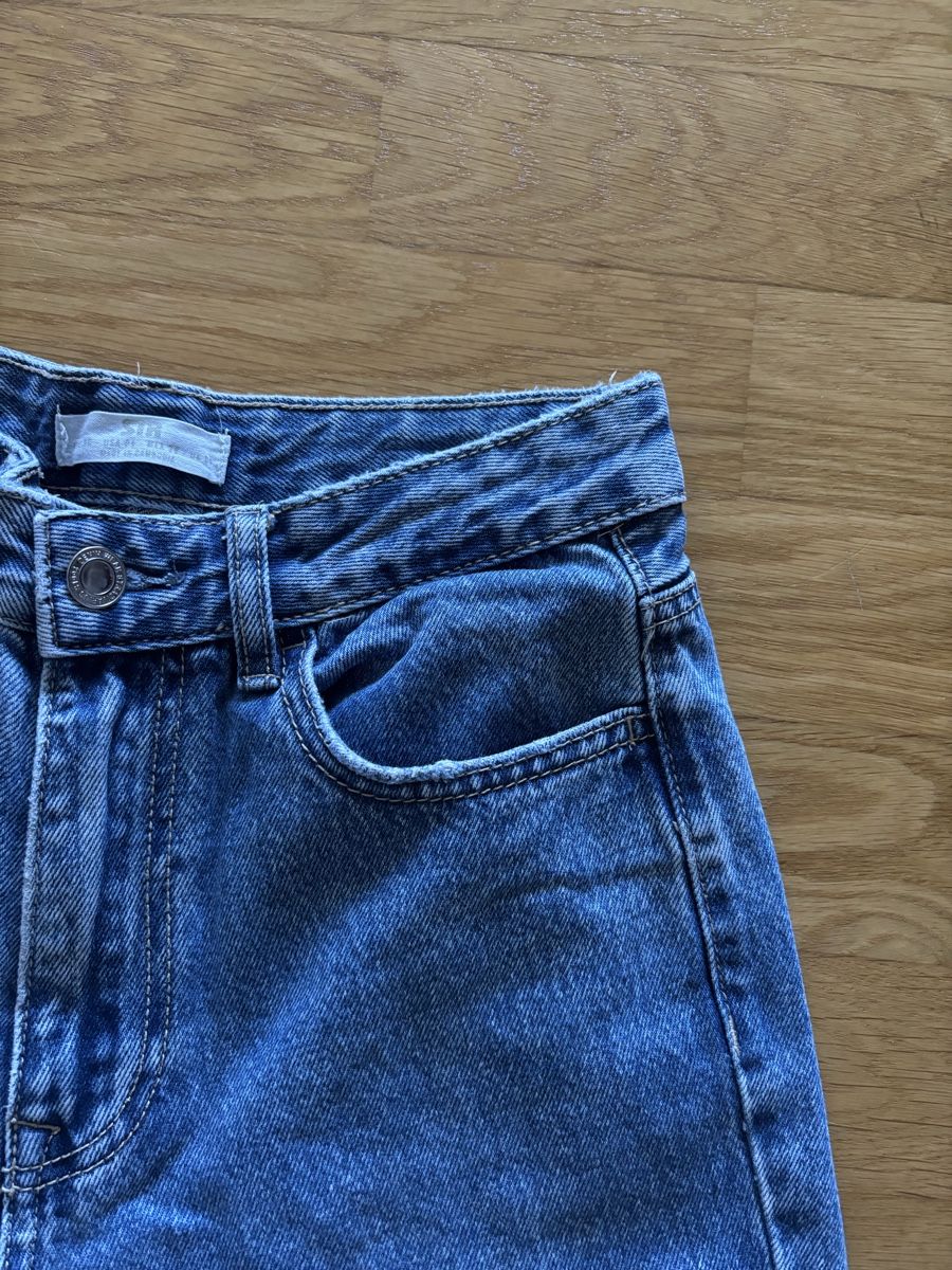 Stradivarius Jeans: Jeans Stradivarius – Usato da Kaltbrunn venduto da celiabernet 2