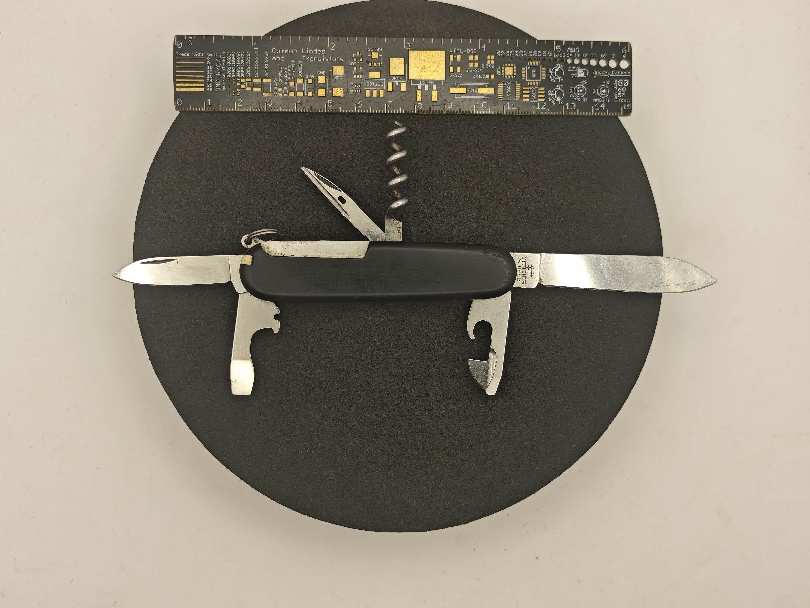 Victorinox Zubehör: Victorinox Offiziersmesser, schwarz  – Gebraucht aus Ottikon von Kolibri-81 4