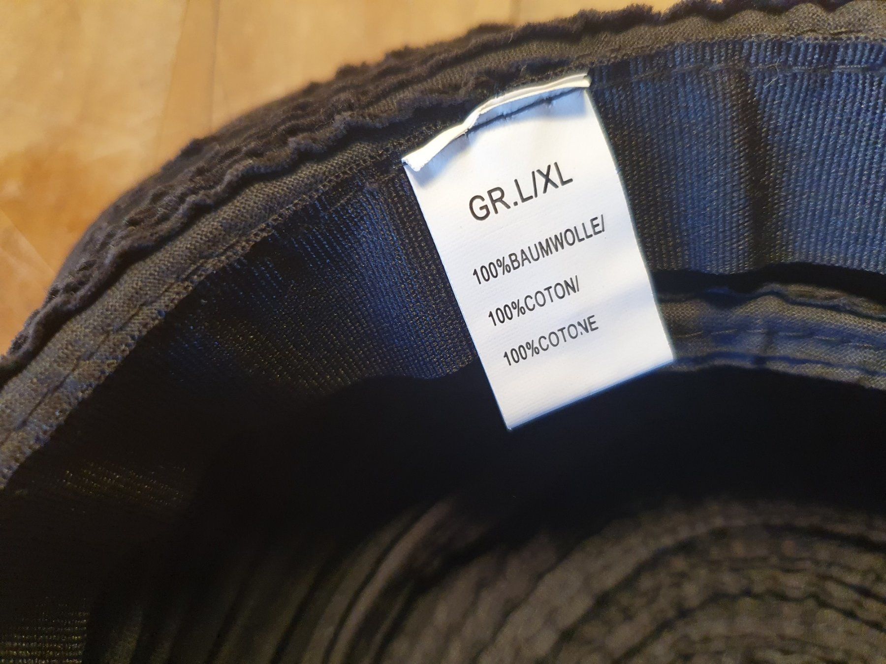 Copricapi, berretti & cappellini: Damenhut schwarz Grösse L / XL Baumwolle – Usato da Zürich venduto da loosebone 3